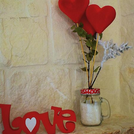 La Rosa Dei Trulli B&B 阿尔贝罗贝洛 外观 照片