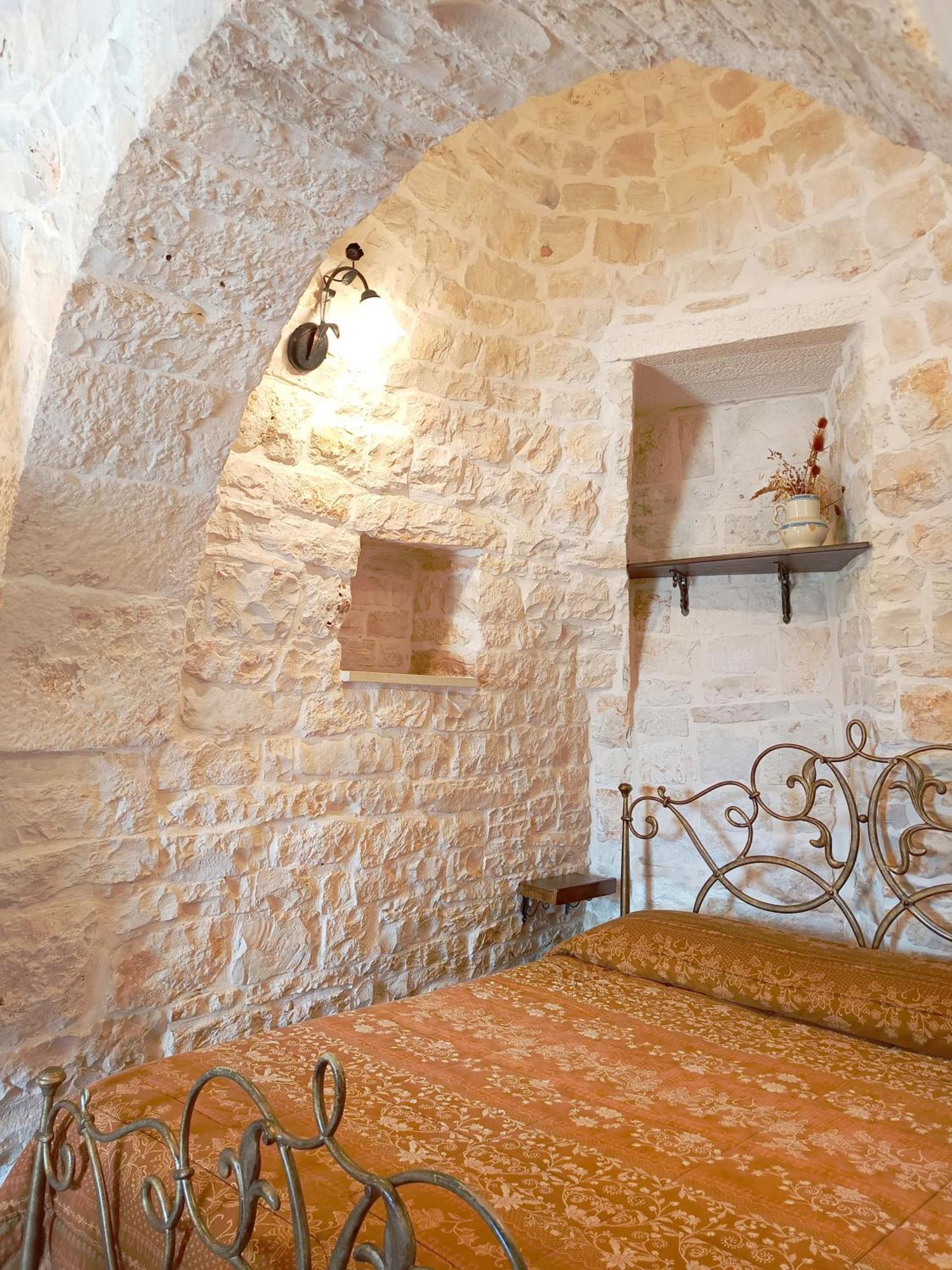 La Rosa Dei Trulli B&B 阿尔贝罗贝洛 外观 照片